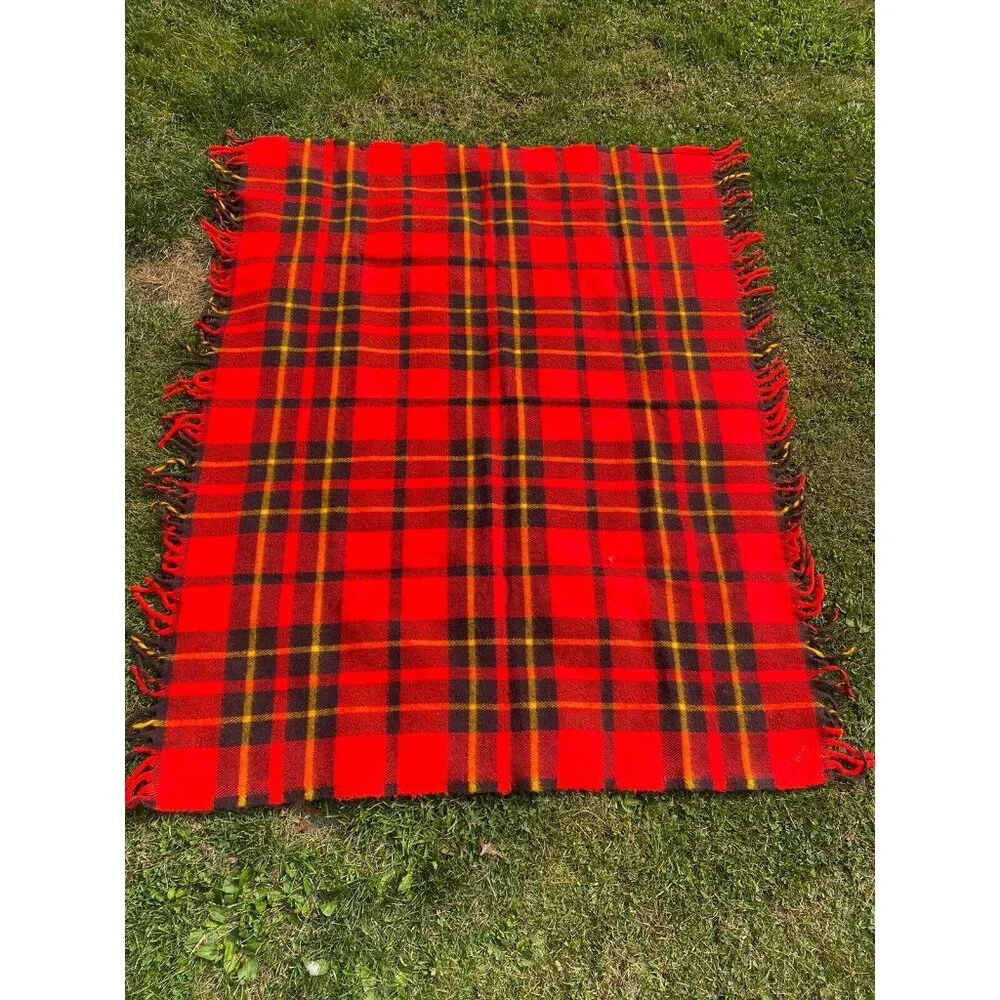 Faribo Plaid Blanket Red BlackTartan Fringe Acrylic USA Faribault Woolin Mills